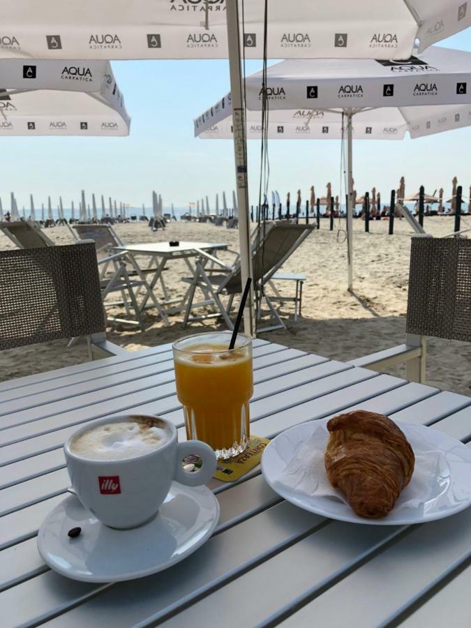 Vela Luxury Sea View Apartments - Marina Surf Năvodari Esterno foto