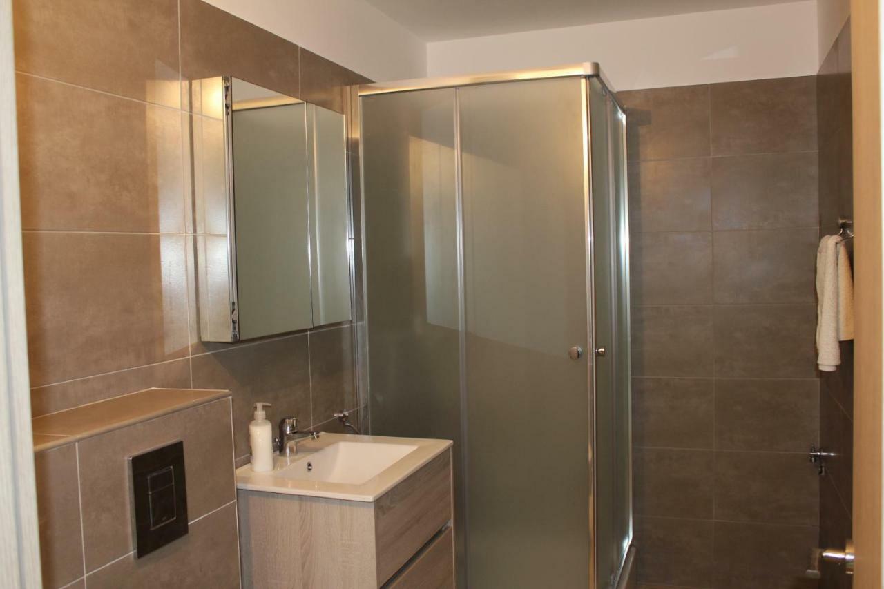 Vela Luxury Sea View Apartments - Marina Surf Năvodari Esterno foto
