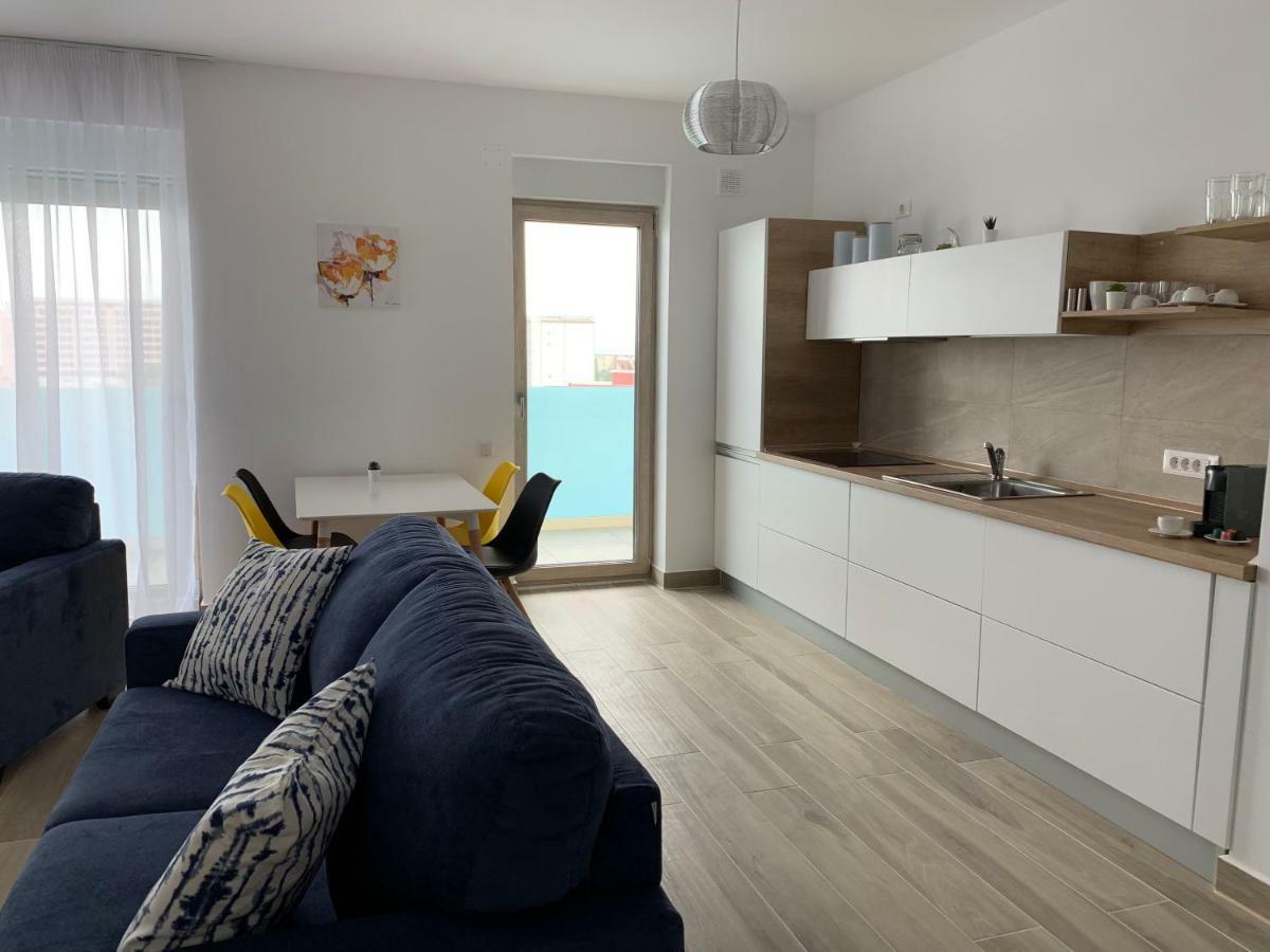 Vela Luxury Sea View Apartments - Marina Surf Năvodari Esterno foto
